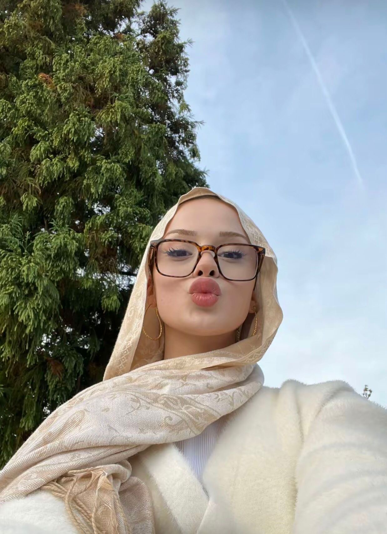 Güllüdere Hayatla Barışık Kadın Escort Bayan Sevinç