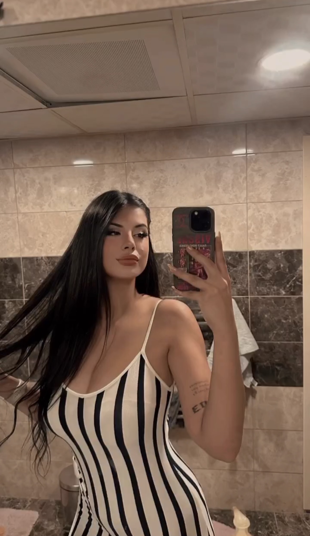 Ayvalı Vip Bayan Escort Bayan Alime