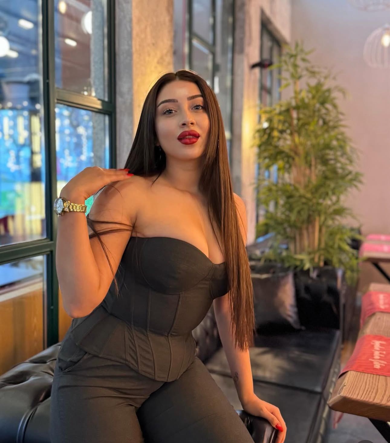 Çukurca Eğlenceli Partner Bayan Escort Çiğdem
